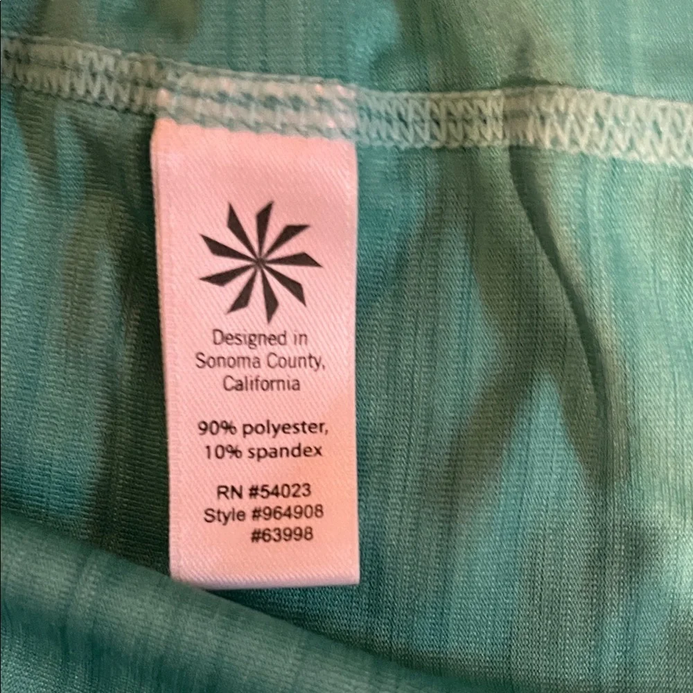 Athleta Teal Short Sleeve Active Top, fits women’s size M - Picture 4 of 4